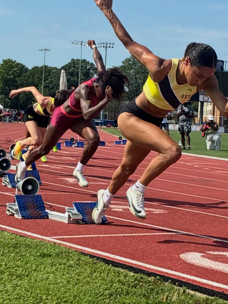 What a big day for the squad yesterday at the Ed Murphey Classic! Next up: USA Champs 🇺🇸 Men 100m 10.13 - Nigel Green 10.22 - Mason Phillips 10.32 - Ryan Haak 1&hellip;