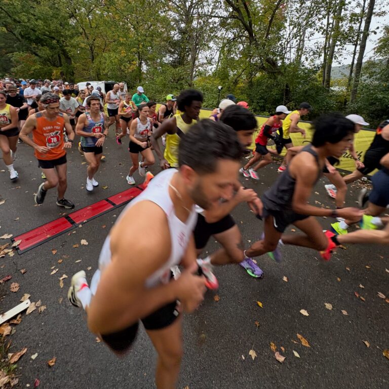 🗽Empire State HM & 5k Recap Congratulations to everyone who crushed it in the rain today! Link to race pictures in bio. Half Marathon Results: Men 🥇 Josh Izewsk&hellip;